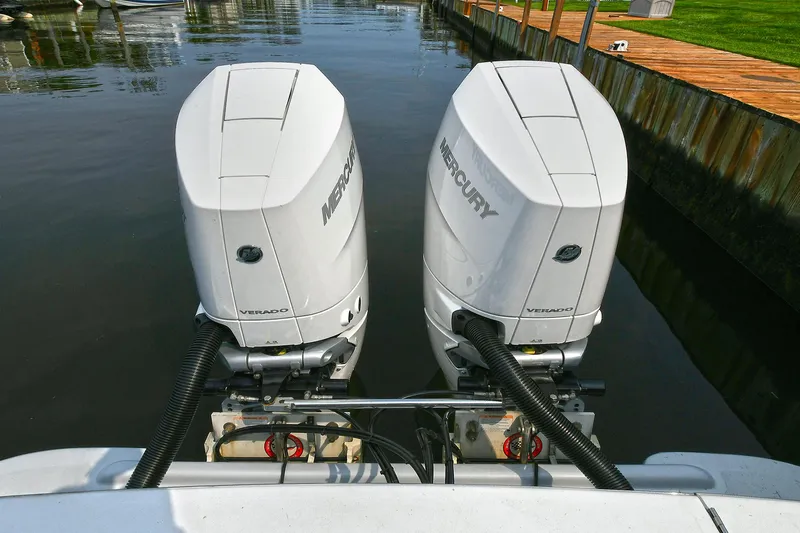 Rufin It Yacht Photos Pics 