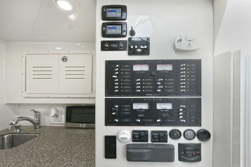 Rufin It Yacht Photos Pics 