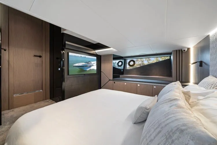  Yacht Photos Pics 2024 Sunseeker Superhawk 55 - Image 51