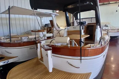 2026 Mimi Libeccio 8.5 Cabin