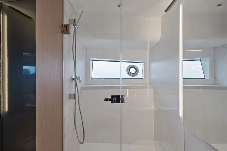  Yacht Photos Pics 2024 Sunseeker Superhawk 55 - Image 53