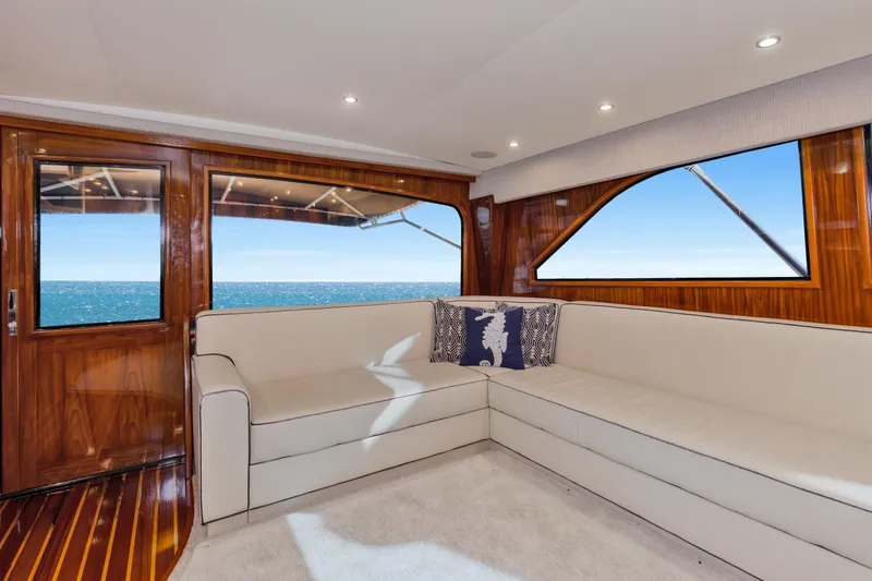 Partnership Yacht Photos Pics 2001 65 Viking Convertible Enclosed Bridge Partnership Salon