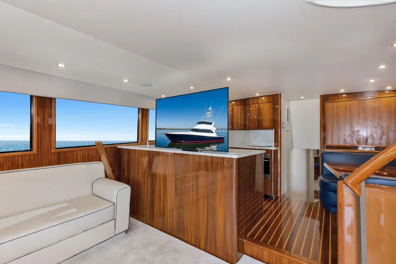 Partnership Yacht Photos Pics 2001 65 Viking Convertible Enclosed Bridge Partnership Salon