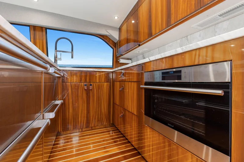 Partnership Yacht Photos Pics 2001 65 Viking Convertible Enclosed Bridge Partnership Galley