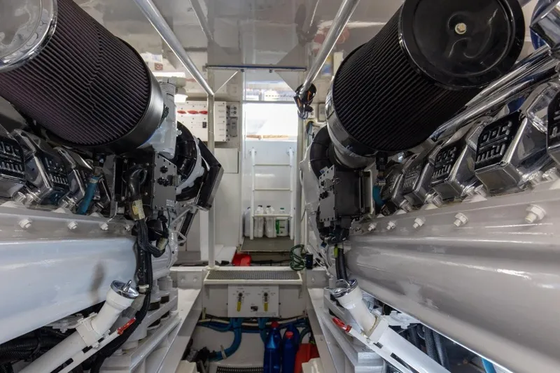 Partnership Yacht Photos Pics 2001 65 Viking Convertible Enclosed Bridge Partnership Engine Room