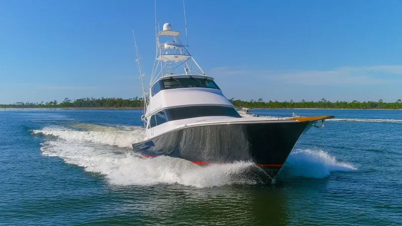 Partnership Yacht Photos Pics 2001 65 Viking Convertible Enclosed Bridge Partnership Exterior