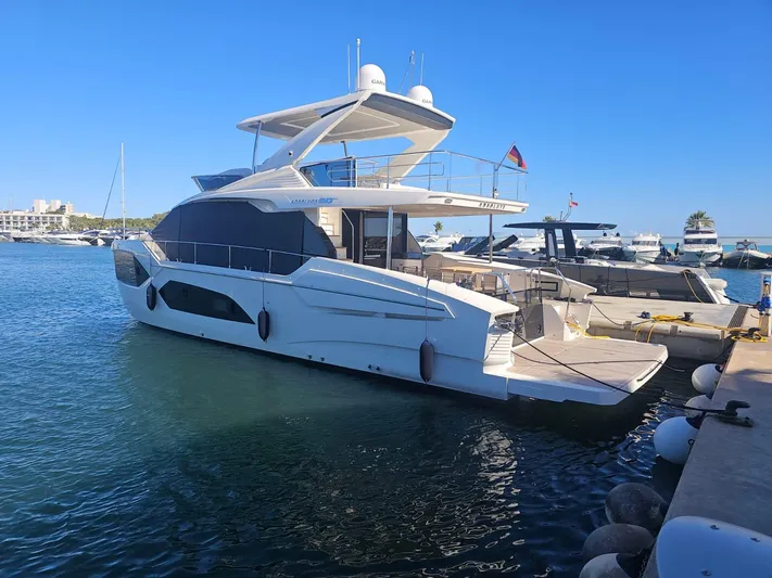  Yacht Photos Pics 