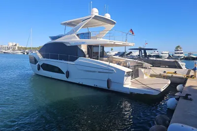 2024 Absolute 60 Fly