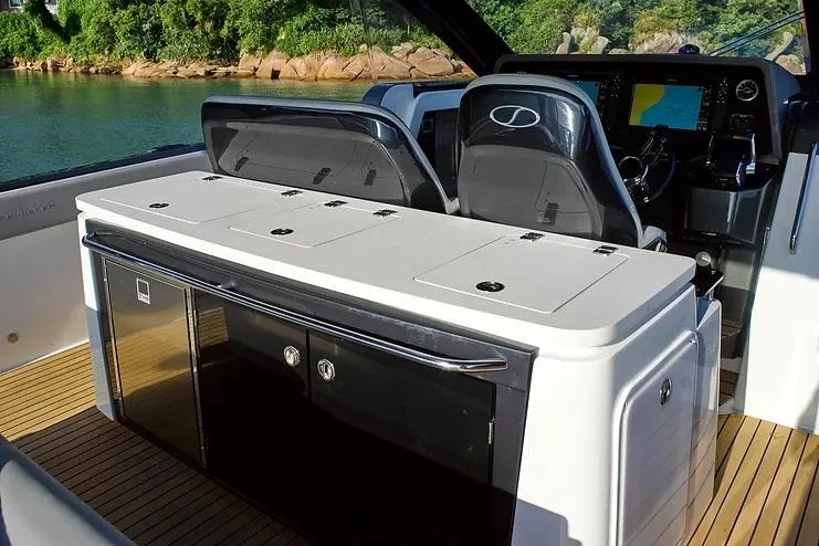  Yacht Photos Pics Manufacturer Provided Image