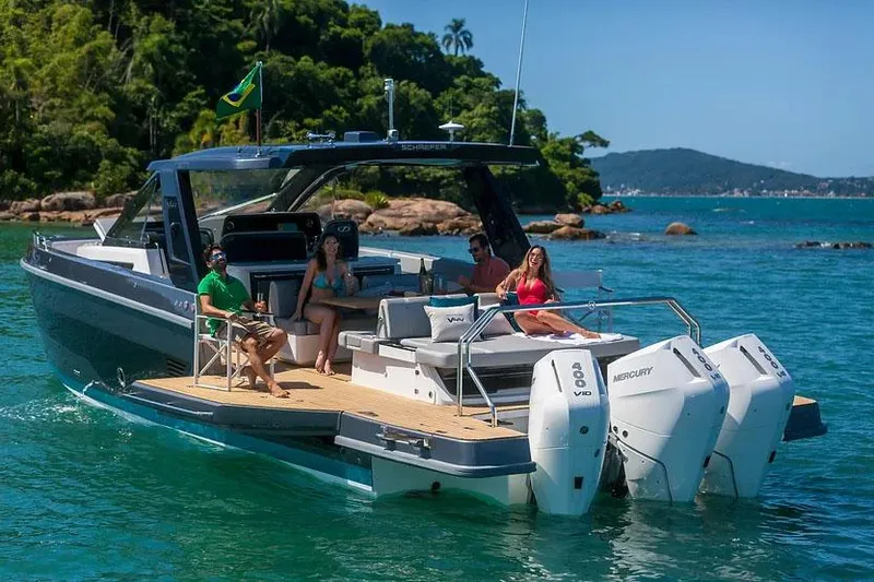  Yacht Photos Pics Manufacturer Provided Image