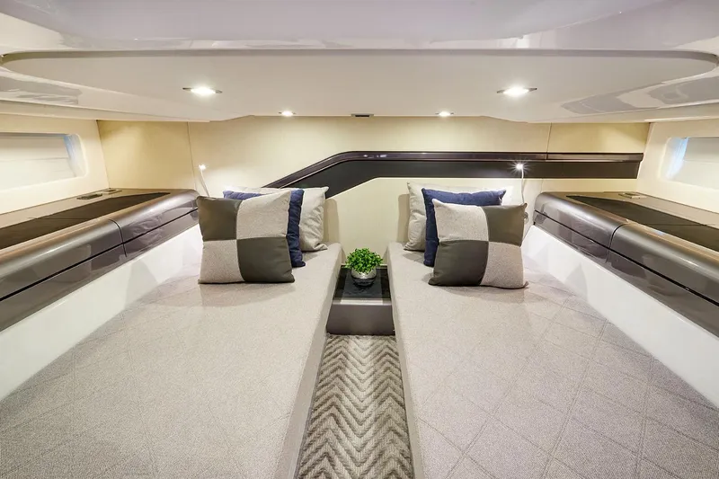  Yacht Photos Pics Manufacturer Provided Image