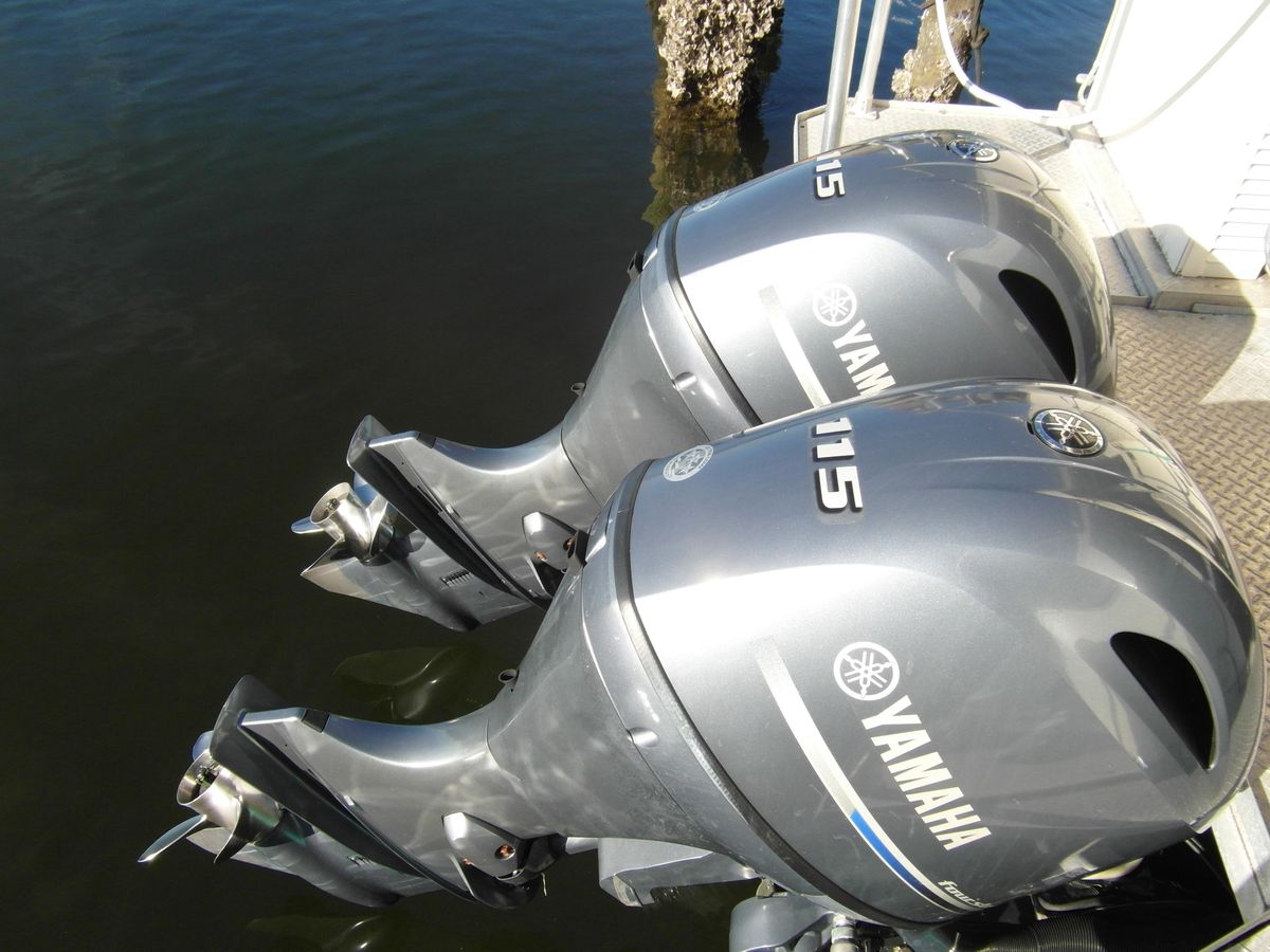 2005 Trident 45 