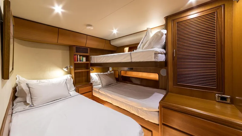 Perseus Yacht Photos Pics 