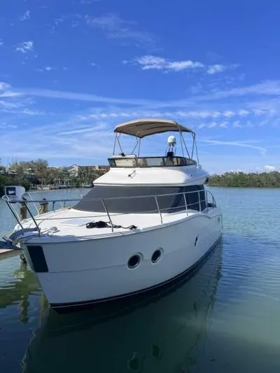 Boundless Yacht Photos Pics 