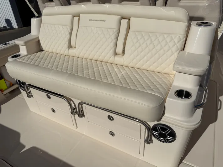  Yacht Photos Pics Luxurious seating on Grady-White Canyon 386 boat, model year 2026.