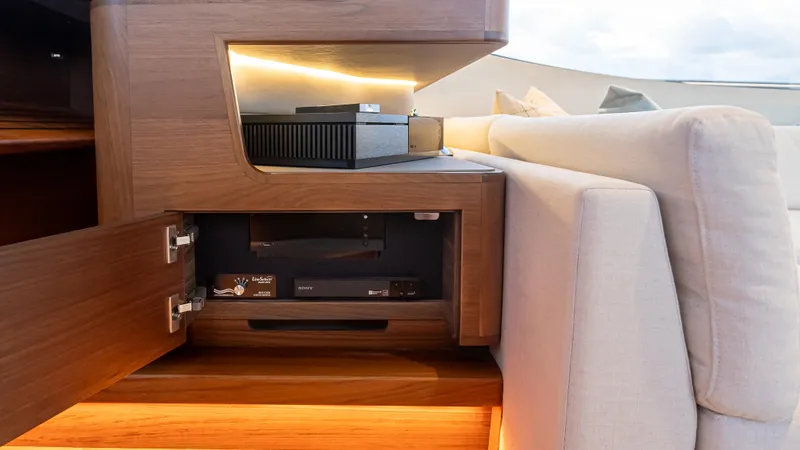 Stella Maris Yacht Photos Pics 