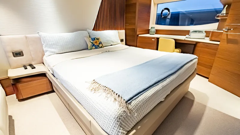 Stella Maris Yacht Photos Pics 