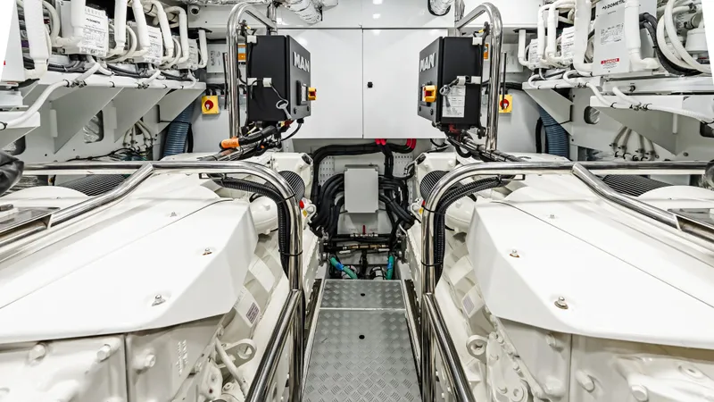 Stella Maris Yacht Photos Pics 