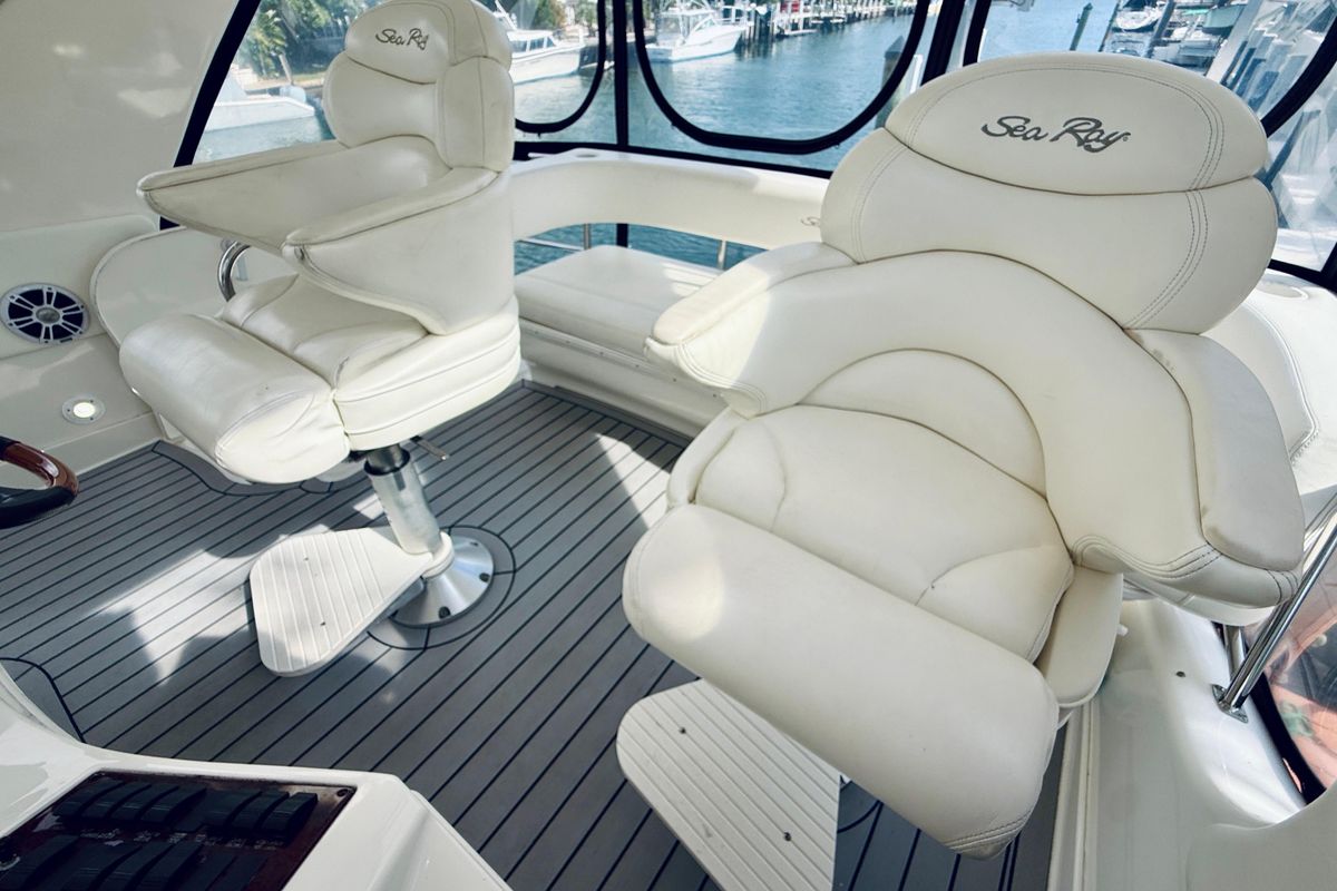 2003 Sea Ray 56 