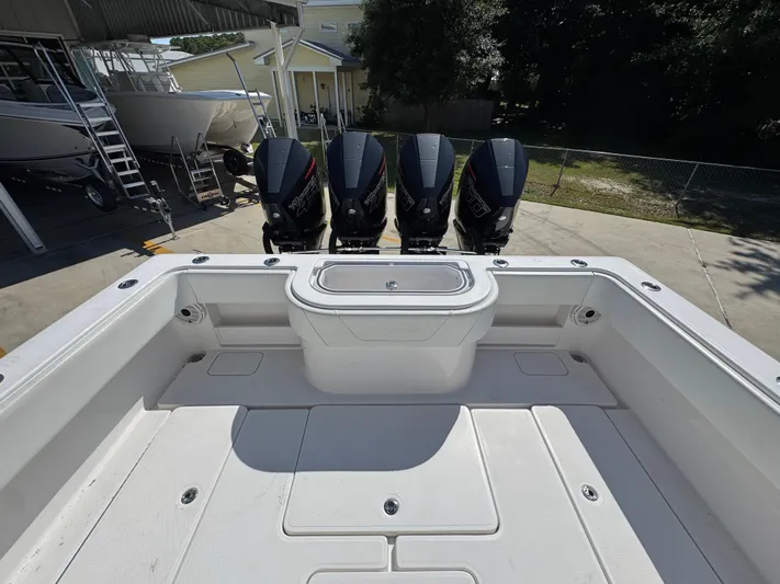  Yacht Photos Pics 2020 Invincible 39 Open Fisherman boat with four powerful outboard engines.