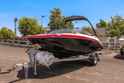 Yamaha Boats AR195