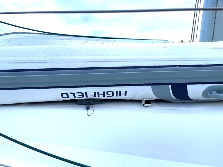 Halo Yacht Photos Pics 