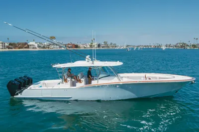 Mag Bay 43 Center Console