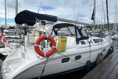 Hunter 376