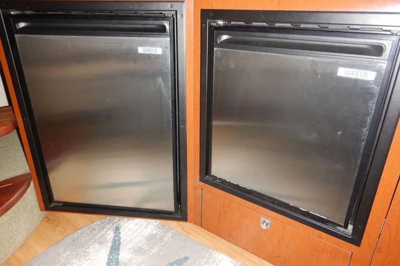  Yacht Photos Pics Dual stainless steel refrigerators in 2008 Sea Ray 40 Sundancer yacht interior.