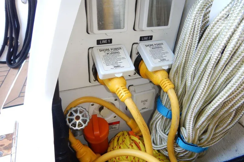  Yacht Photos Pics Shore power connections on a 2008 Sea Ray 40 Sundancer boat.