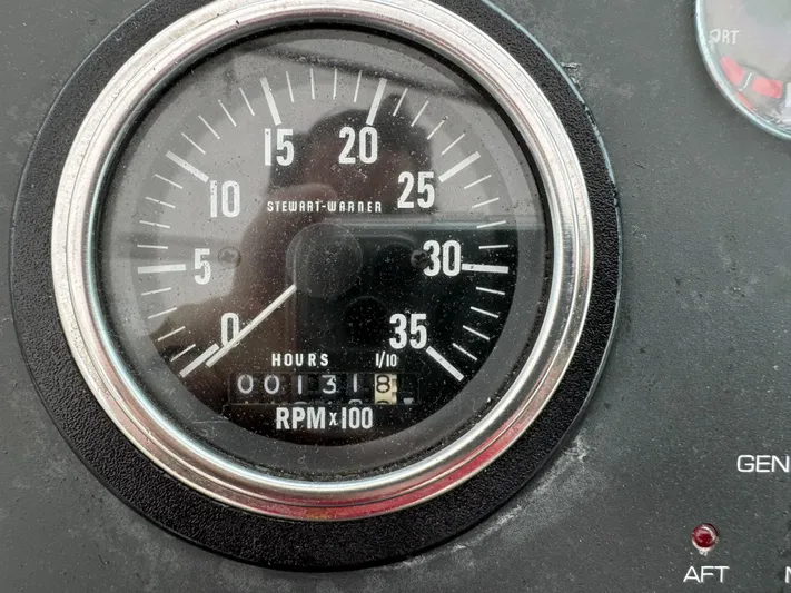 Vixen Yacht Photos Pics Close-up of RPM gauge on 2002 Tiara Yachts 3500 Express.