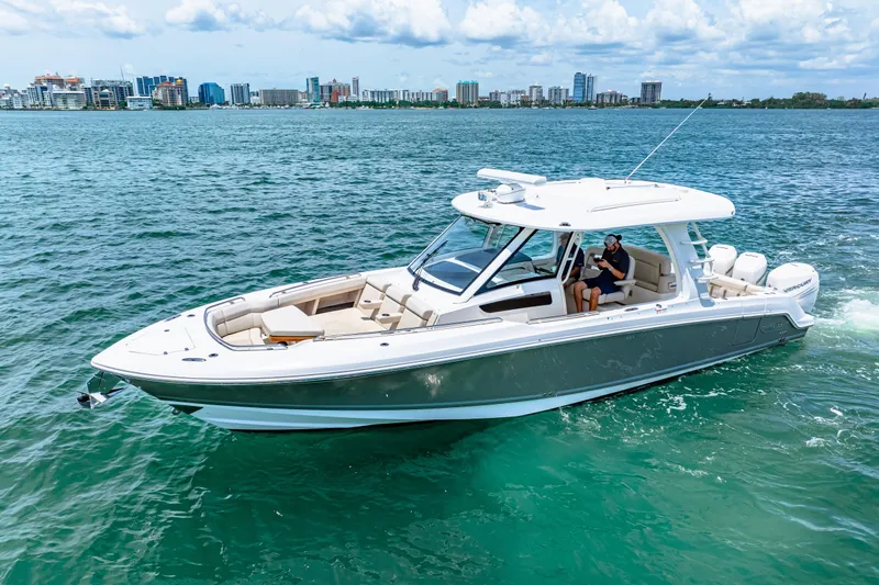 Our Trade Yacht Photos Pics 2019 Boston Whaler 350 Realm Profile Photo