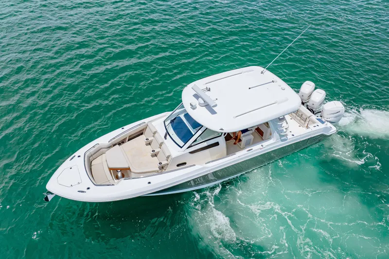 Our Trade Yacht Photos Pics 2019 Boston Whaler 350 Realm Profile Photo