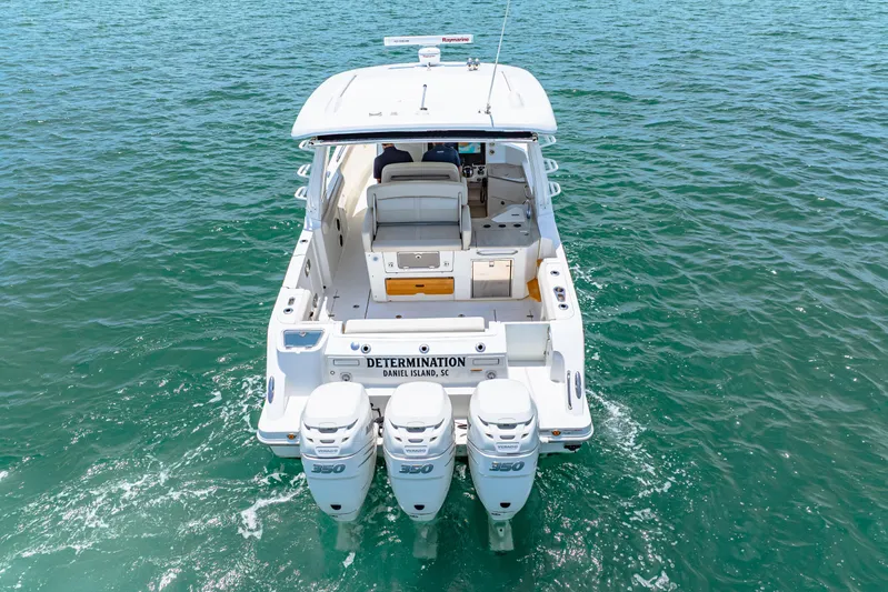 Our Trade Yacht Photos Pics 2019 Boston Whaler 350 Realm Profile Photo