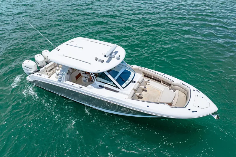 Our Trade Yacht Photos Pics 2019 Boston Whaler 350 Realm Profile Photov