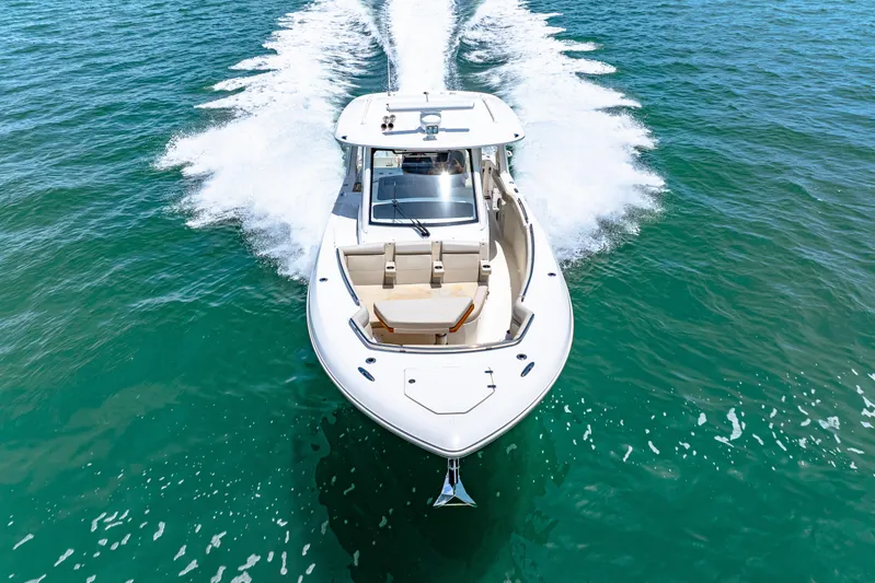 Our Trade Yacht Photos Pics 2019 Boston Whaler 350 Realm Running Photo
