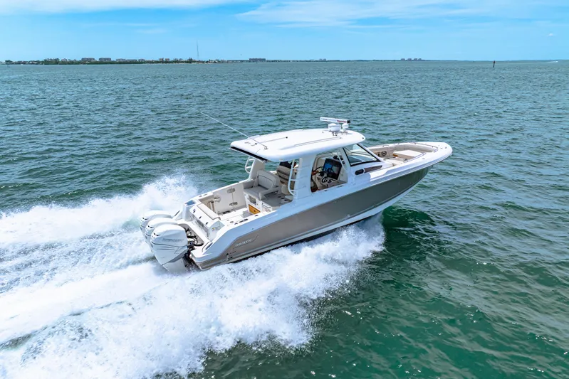 Our Trade Yacht Photos Pics 2019 Boston Whaler 350 Realm Running Photo