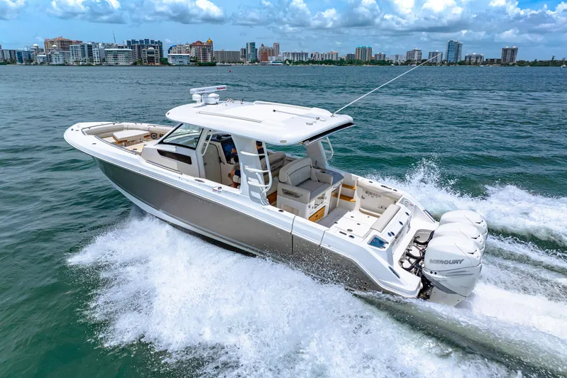 Our Trade Yacht Photos Pics 2019 Boston Whaler 350 Realm Running Photo