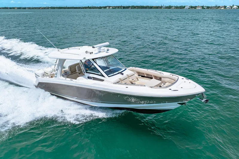 Our Trade Yacht Photos Pics 2019 Boston Whaler 350 Realm Running Photo