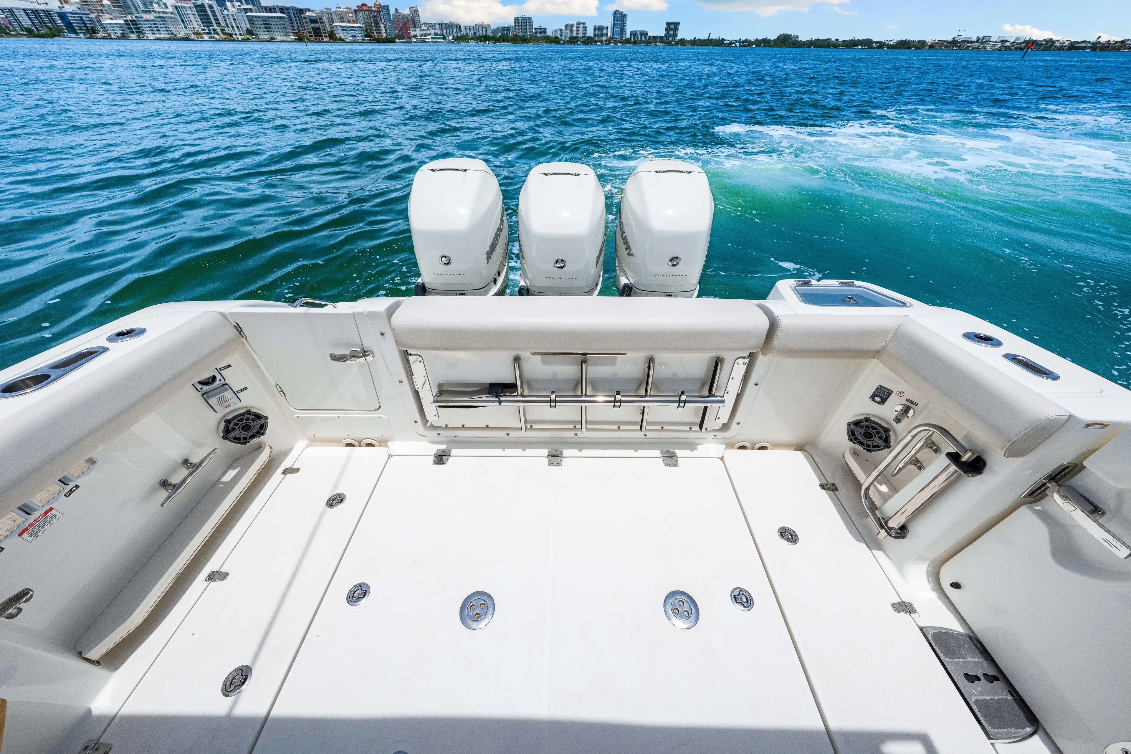 Our Trade Yacht Photos Pics 2019 Boston Whaler 350 Realm Cockpit