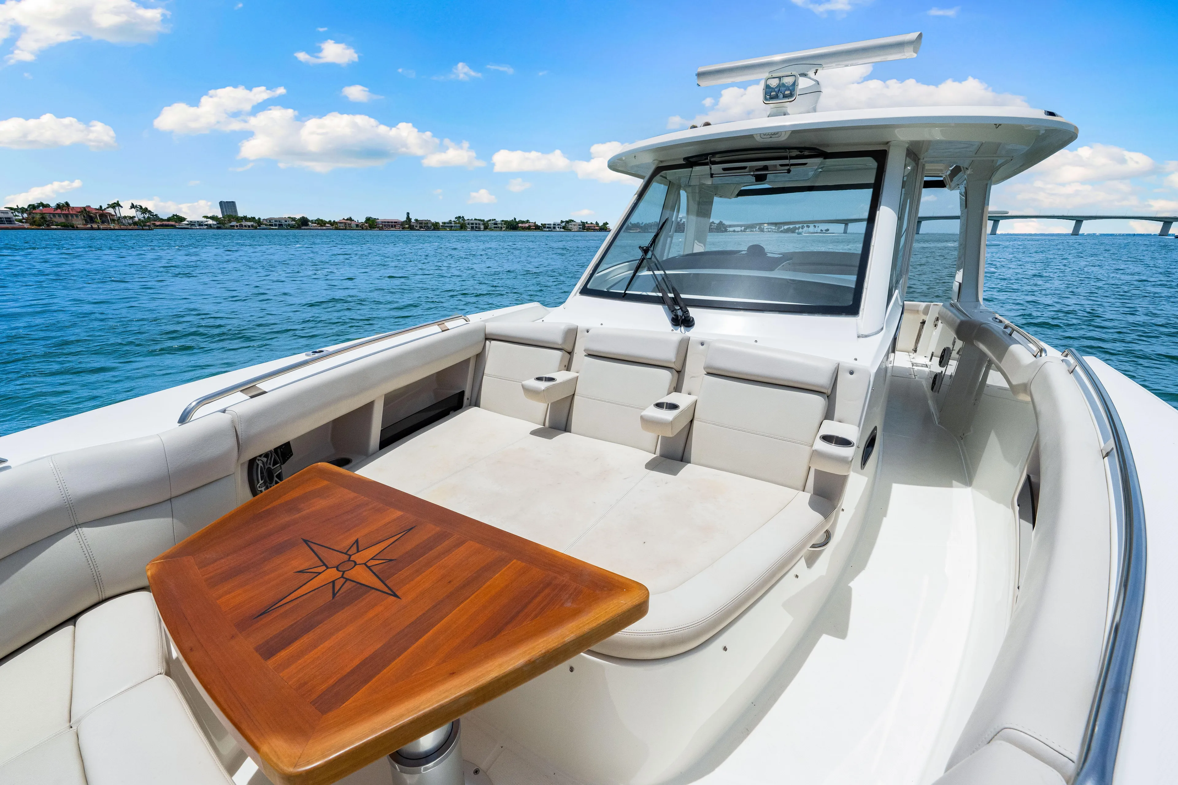Our Trade Yacht Photos Pics 2019 Boston Whaler 350 Realm Seating
