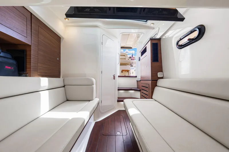 Our Trade Yacht Photos Pics 2019 Boston Whaler 350 Realm Cabin