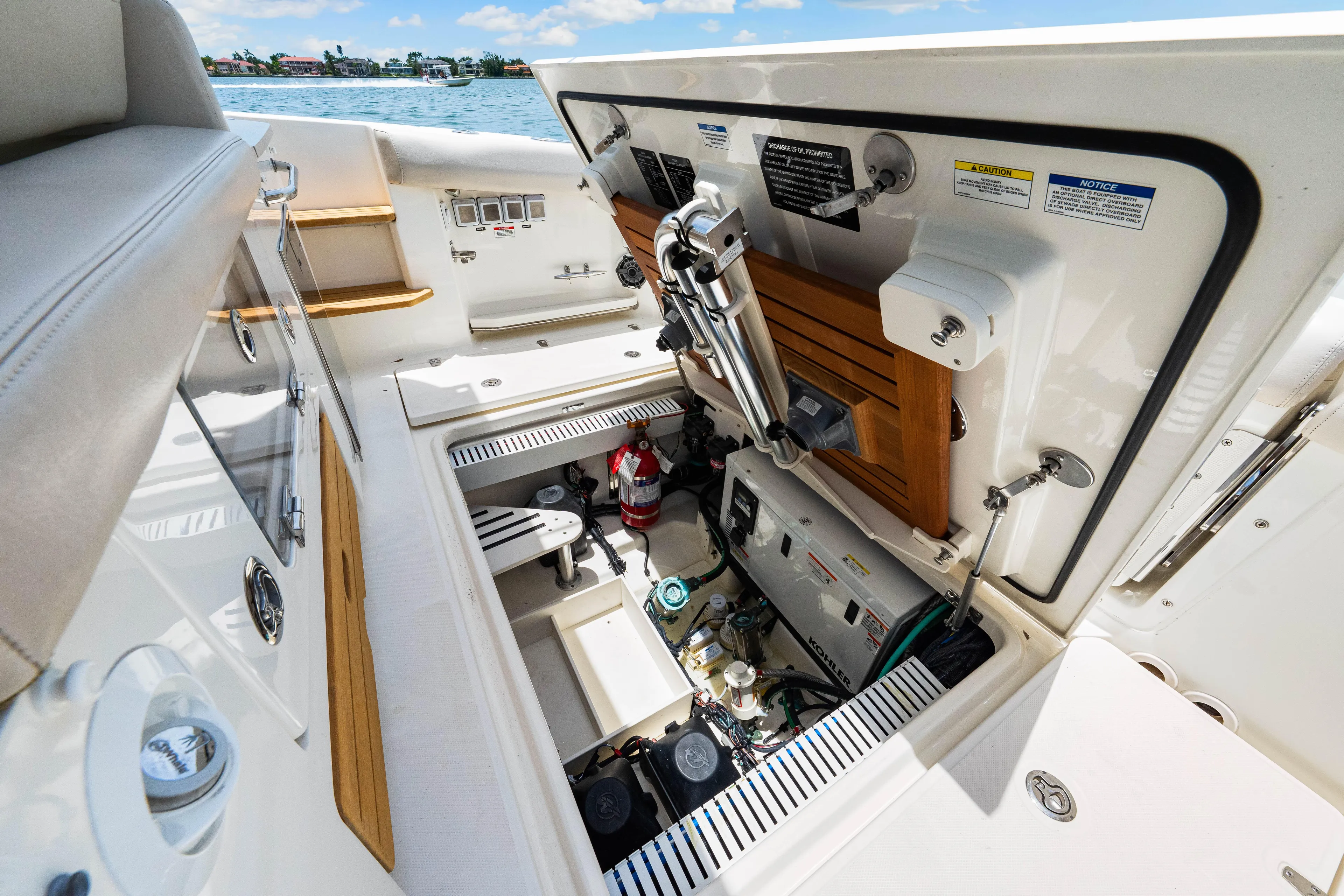 Our Trade Yacht Photos Pics 2019 Boston Whaler 350 Realm Bilge Access