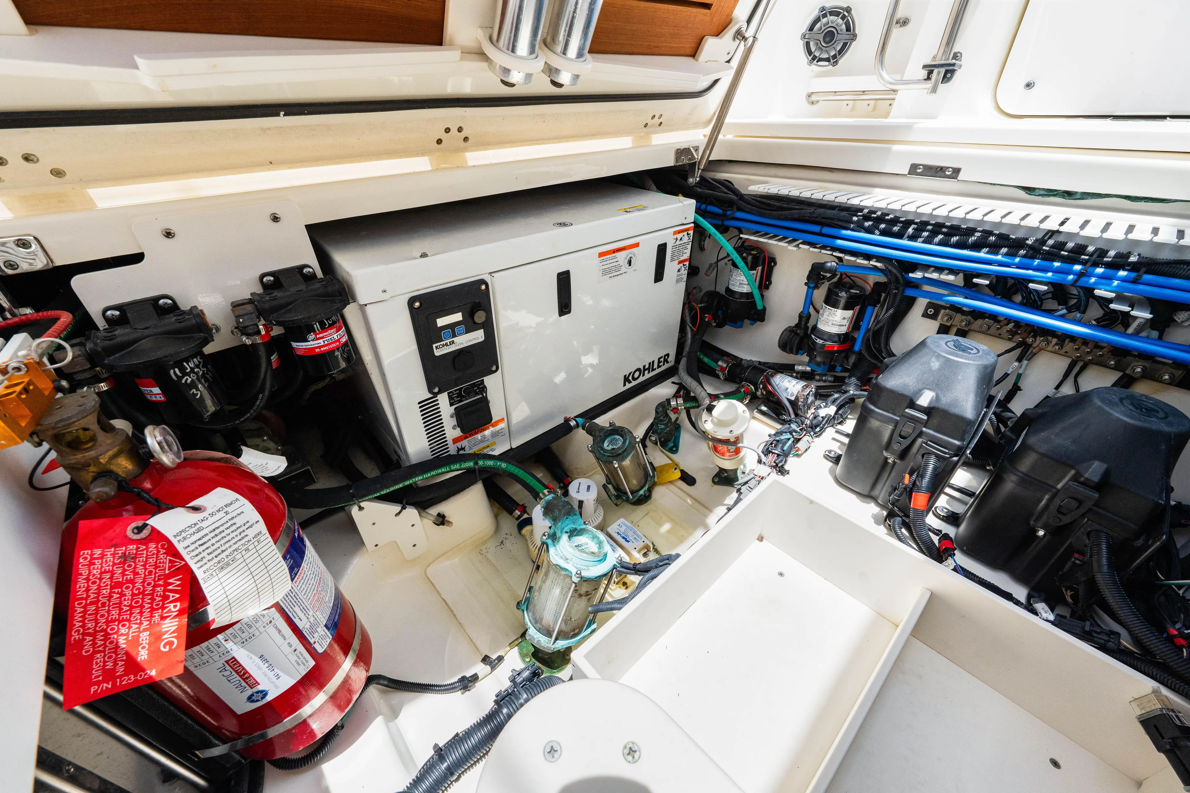 Our Trade Yacht Photos Pics 2019 Boston Whaler 350 Realm Machinery and Generator