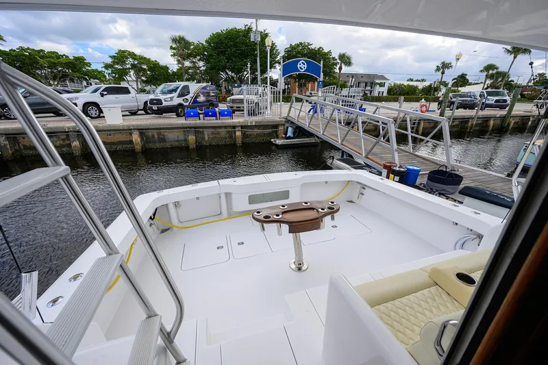 Matter Of Time Yacht Photos Pics Viking 56 Matter Of Time - Cockpit