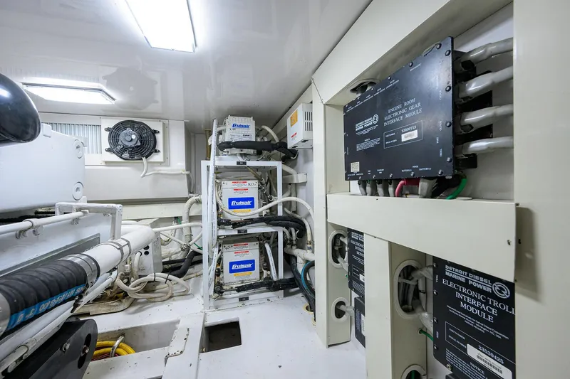 Matter Of Time Yacht Photos Pics Viking 54 Matter Of Time - Engine Room