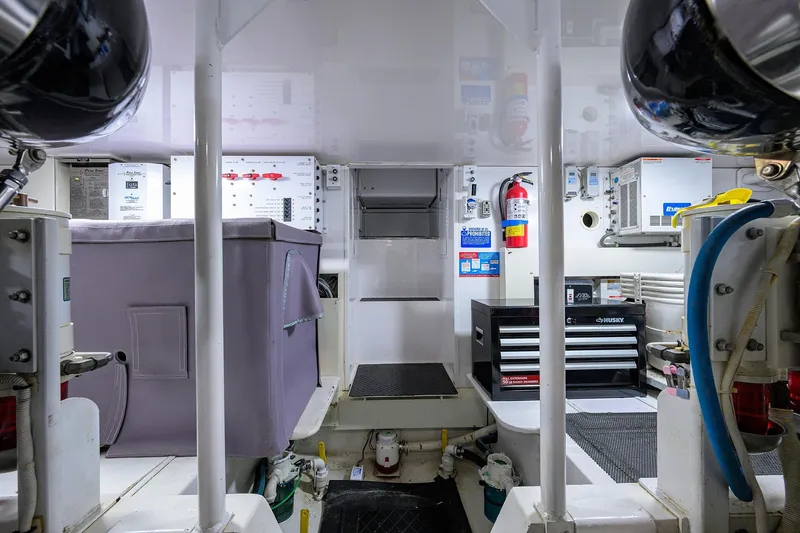 Matter Of Time Yacht Photos Pics Viking 54 Matter Of Time - Engine Room