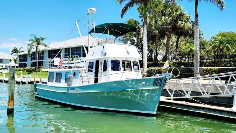 Easy Wind Yacht Photos Pics 