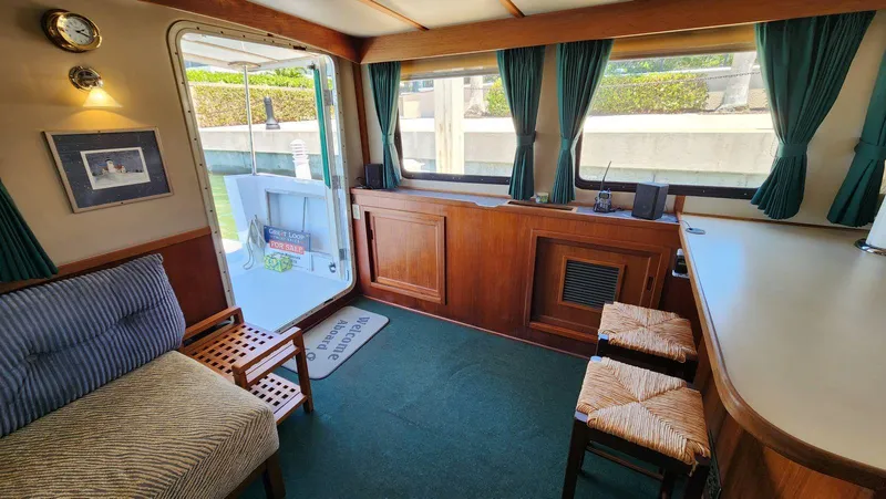 Easy Wind Yacht Photos Pics 