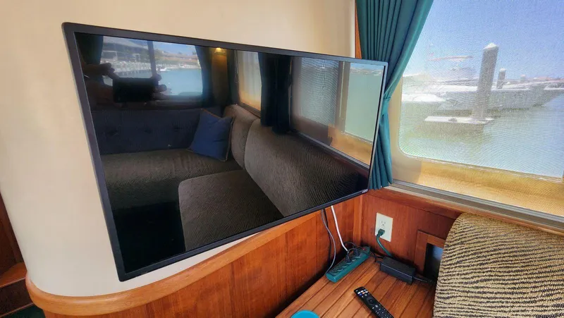 Easy Wind Yacht Photos Pics 